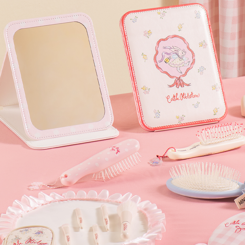 【名创优品XCath Kidston联名】花园工坊系列面包折叠化妆镜