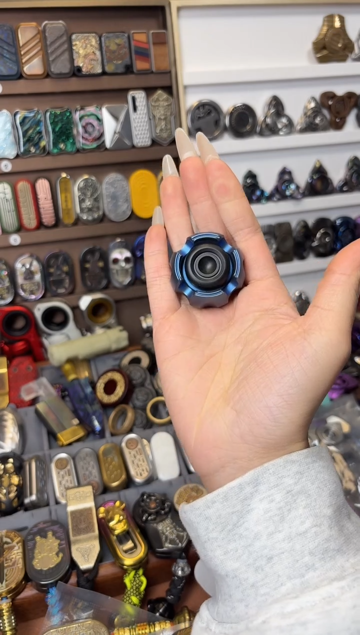咩咩公主EDC 大噪音钛蓝