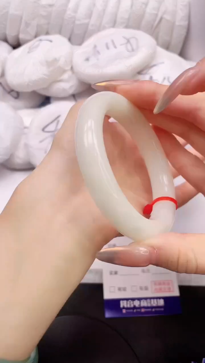 【闪购商品】和田玉手镯未镶嵌30K211-62