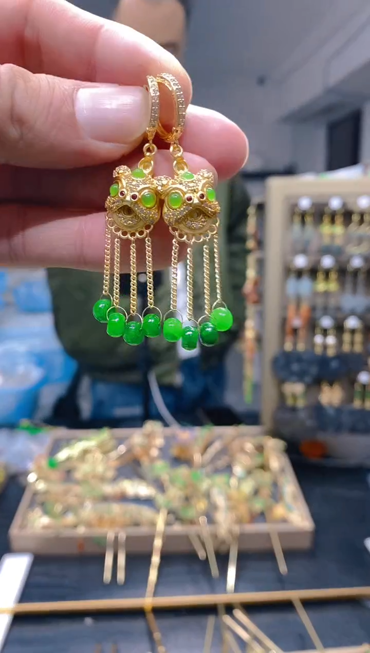 【闪购商品】翡翠耳饰合金164翡翠耳包