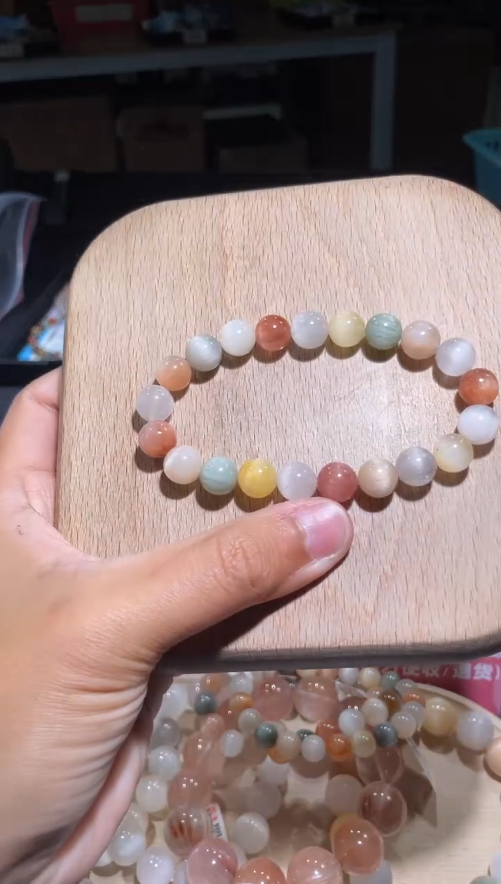 【闪购商品】水晶手链未镶嵌180号多样性发货一CC9+