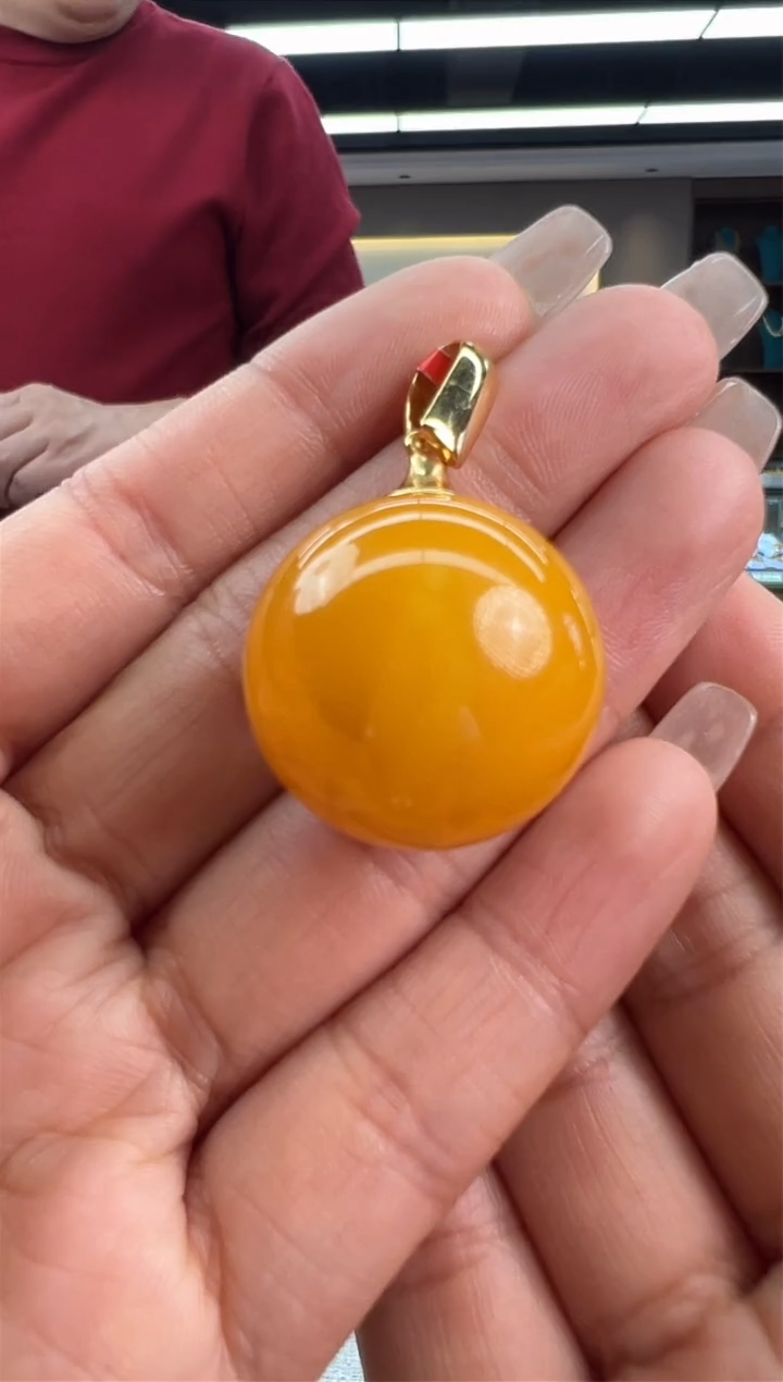 【闪购商品】琥珀颈饰未镶嵌37秒拍号