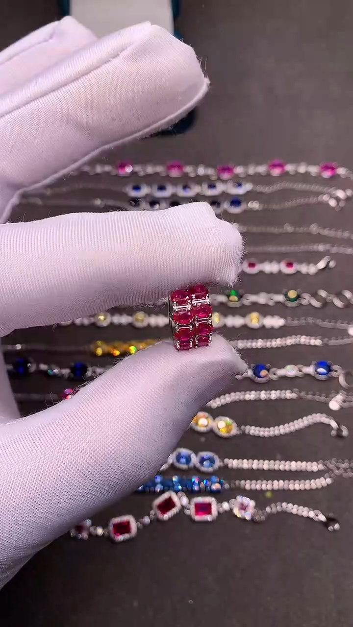 【闪购商品】红宝石耳饰银S925镶嵌.....