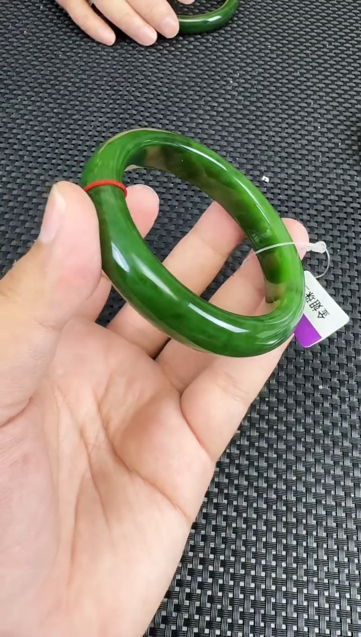 【闪购商品】和田玉（碧玉）手镯未镶嵌约60MM