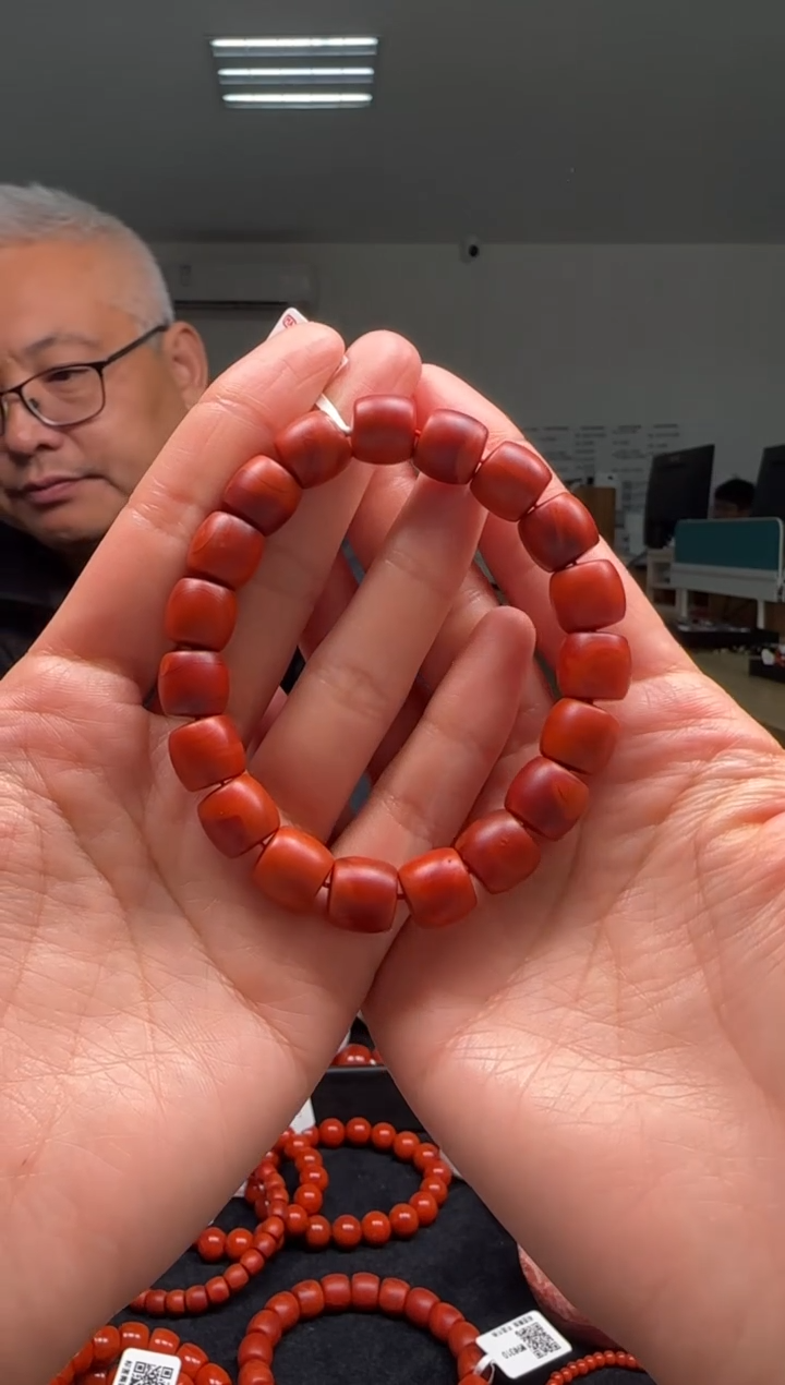 【闪购商品】南红玛瑙11mm保山手串直切未镶嵌多样性发一件