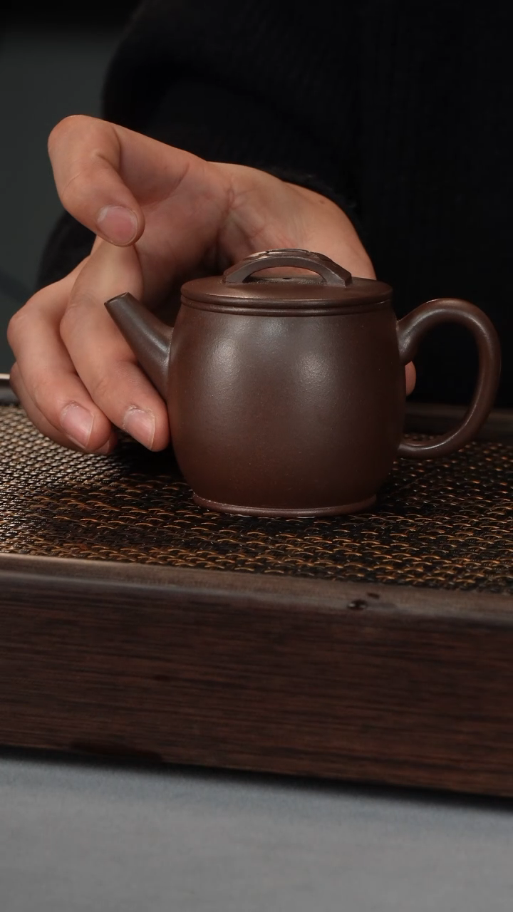 【闪购商品】汉瓦 老紫泥（532号）