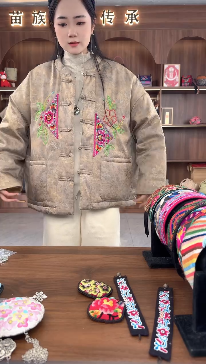 刺绣扶光苗绣传承L14