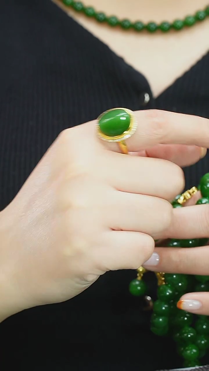 【闪购商品】和田玉蛋面18K金镶嵌戒指