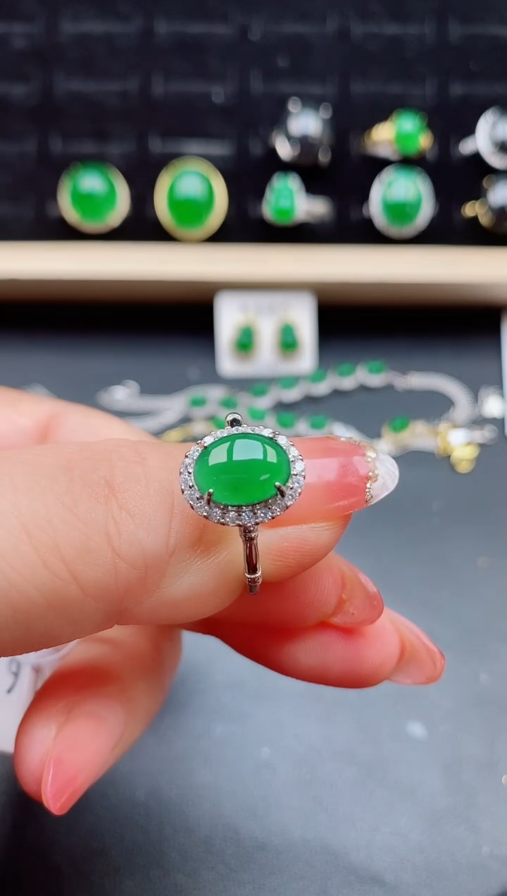 【闪购商品】翡翠戒指银S925镶嵌21212