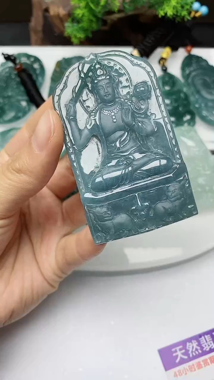 【闪购商品】翡翠颈饰未镶嵌