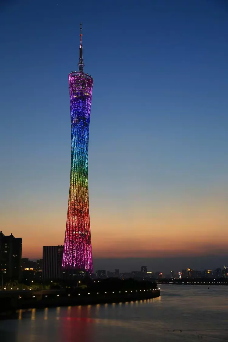 时尚潮流真皮新款女包 0358 黑色