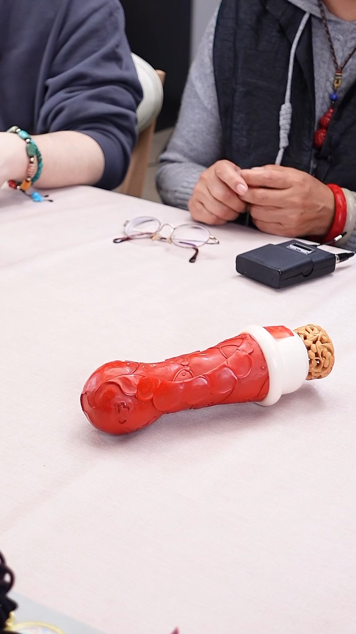 【闪购商品】B0308GMD716情投意合雕漆虫罐