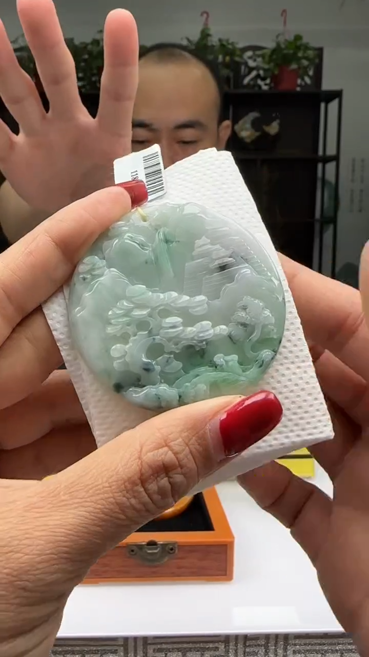 【闪购商品】翡翠颈饰未镶嵌天然翡翠A货吊坠