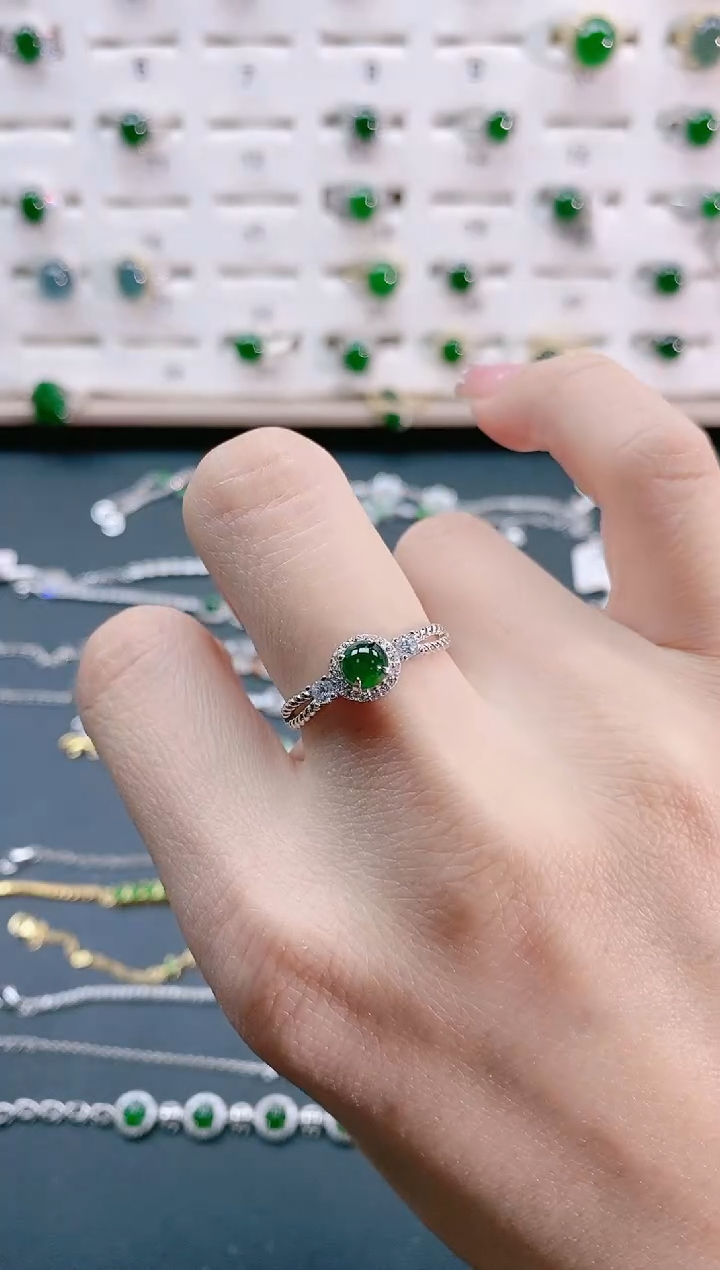 【闪购商品】翡翠戒指银S925镶嵌天然翡翠