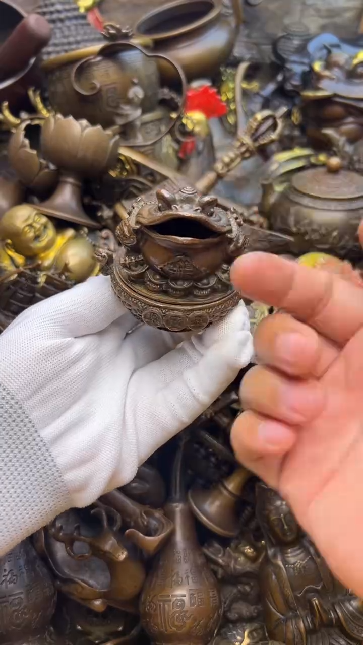 精美铜器，点击下单