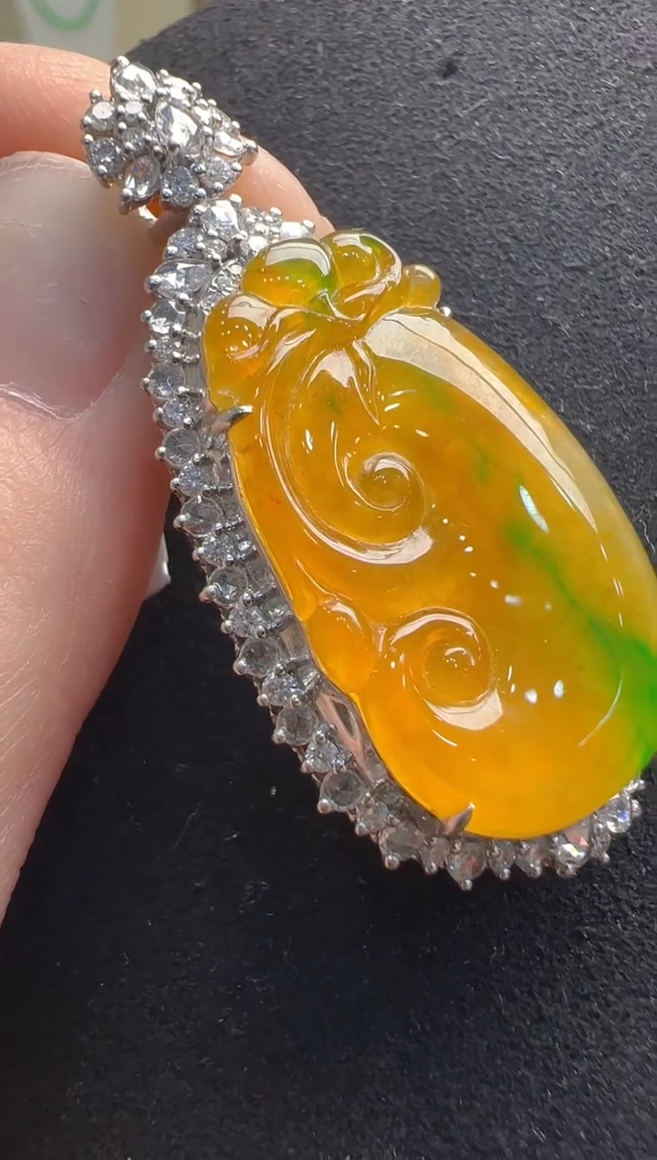 【闪购商品】翡翠吊坠(不含链)18K金镶嵌多样性发货拍一发一