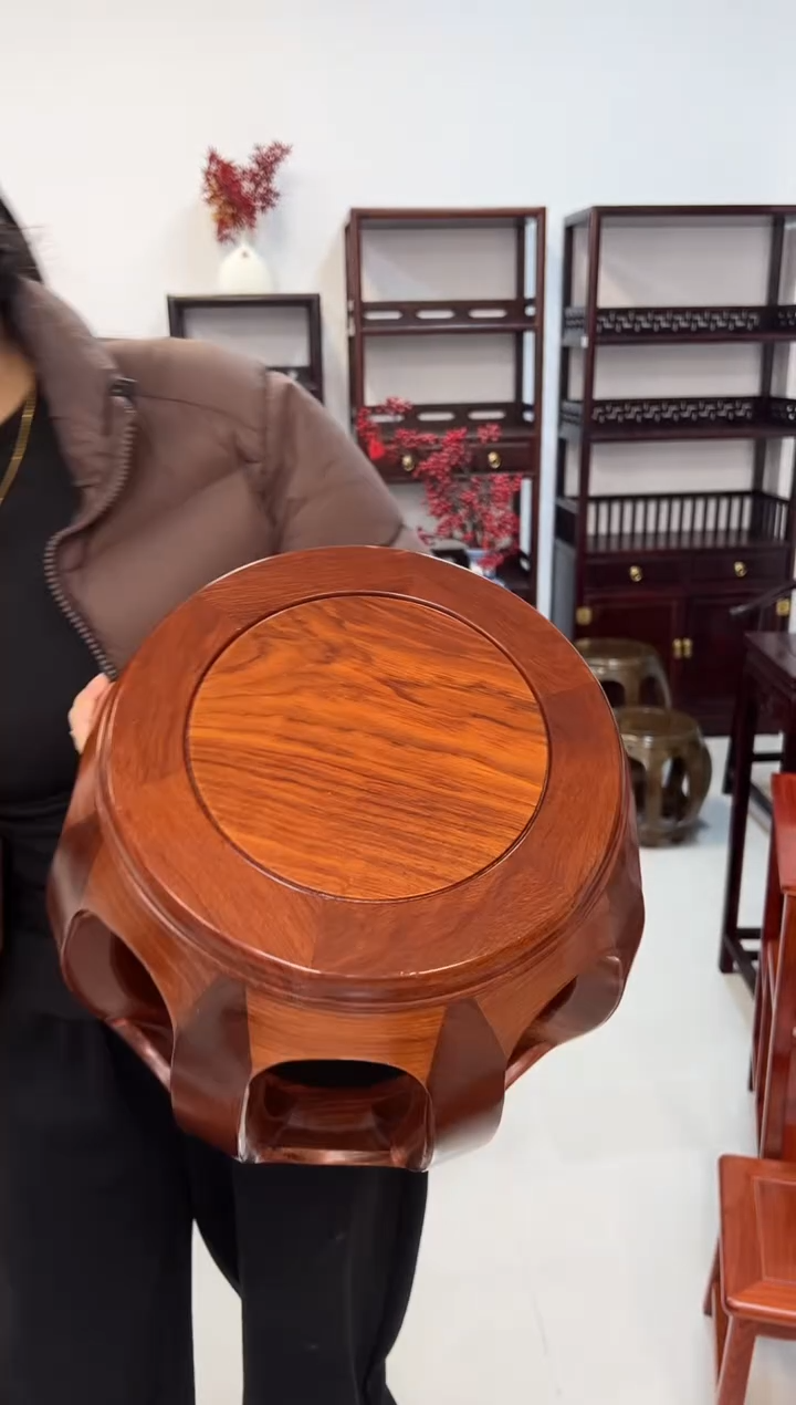 花梨木类家具一对亚花梨小号花梨色鼓凳