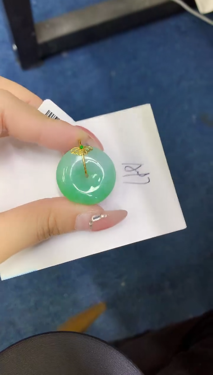 【闪购商品】翡翠颈饰18K金镶嵌000000000000