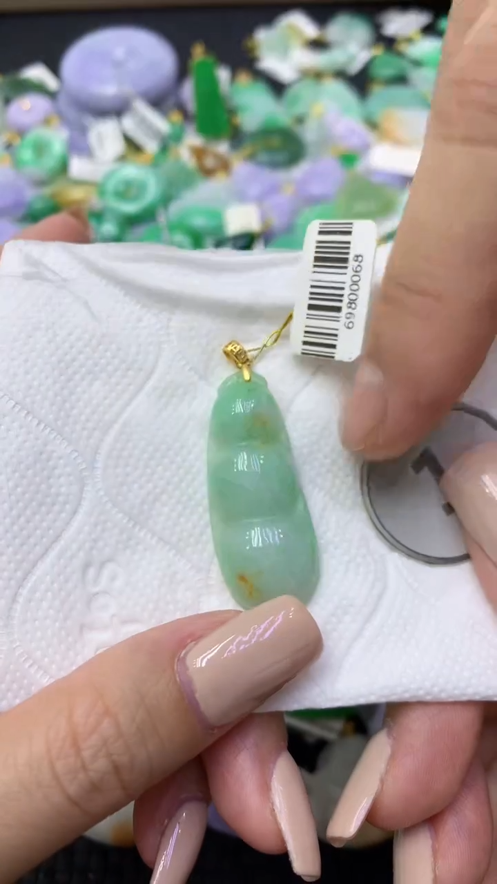 颈饰未镶嵌翡翠天然缅甸翡翠A货