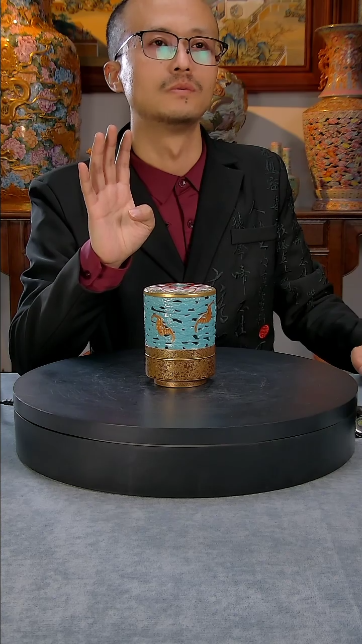 【闪购商品】珐琅彩雕刻熏香炉精品陶瓷