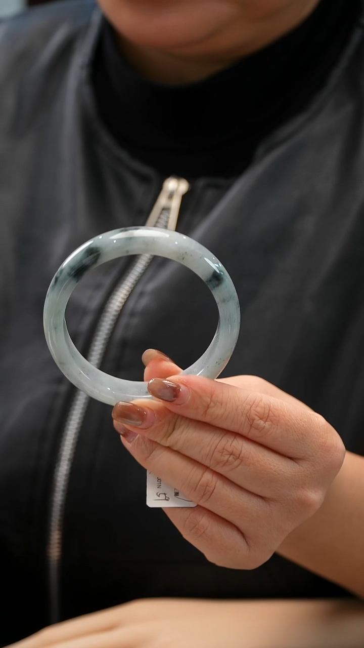 未镶嵌手镯翡翠69号