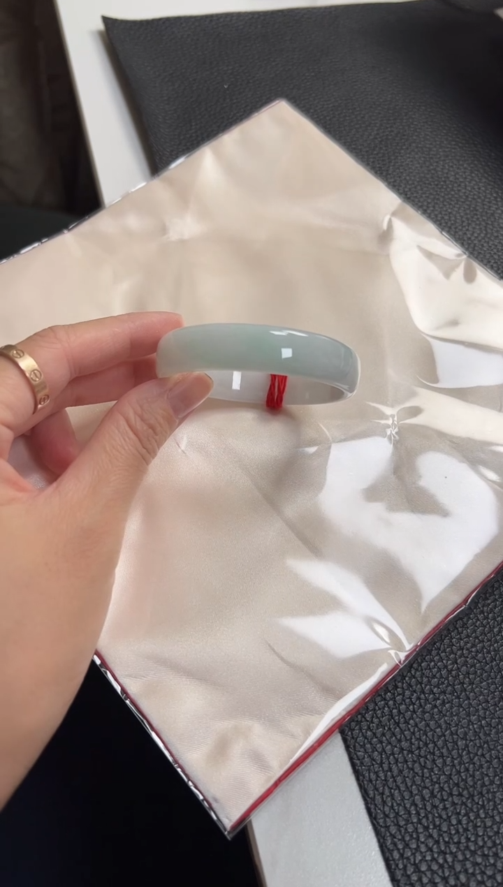 未镶嵌手镯翡翠圈口52