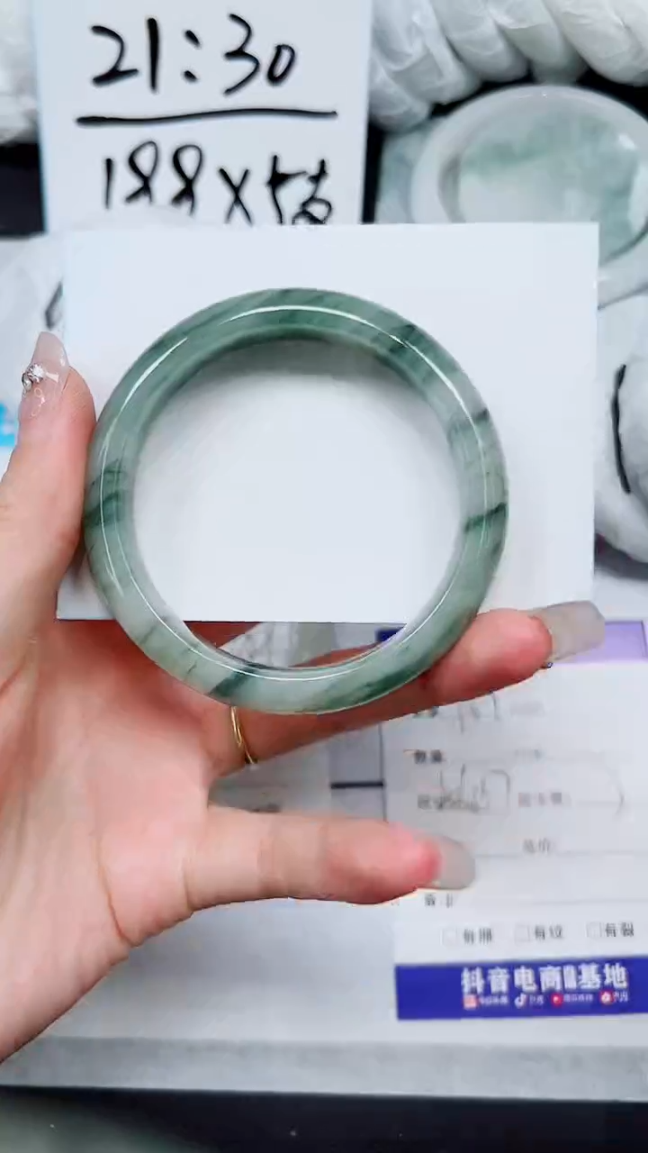 【闪购商品】石英质玉手镯未镶嵌A157-56`57`