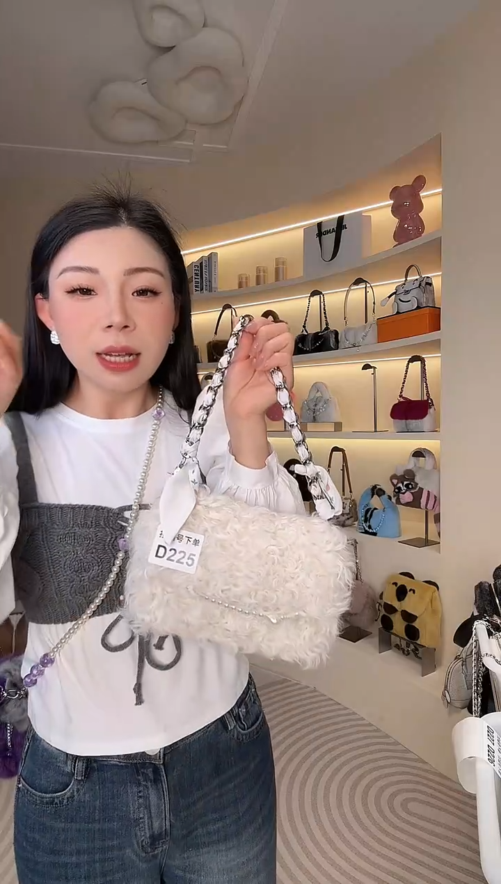 羊毛【闪购商品】女包D225