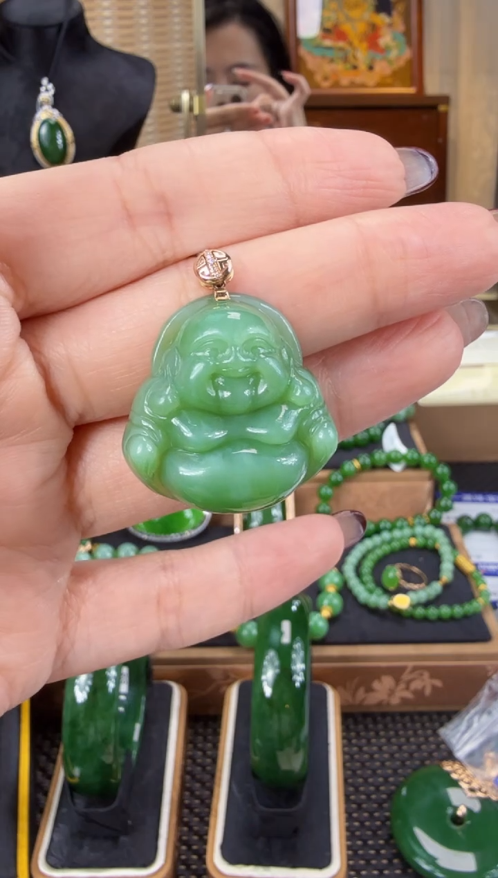 【闪购商品】和田玉（碧玉）吊坠(赠链)18K金镶嵌 