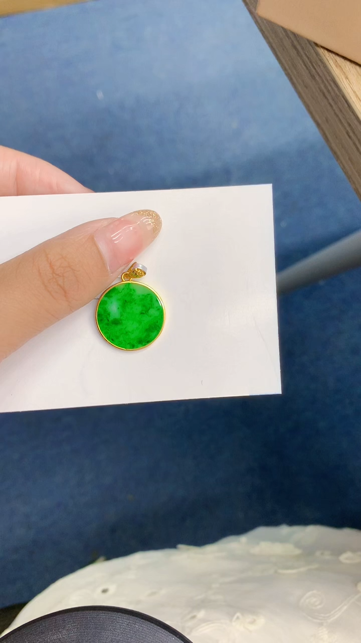 翡翠银S925镶嵌颈饰             8