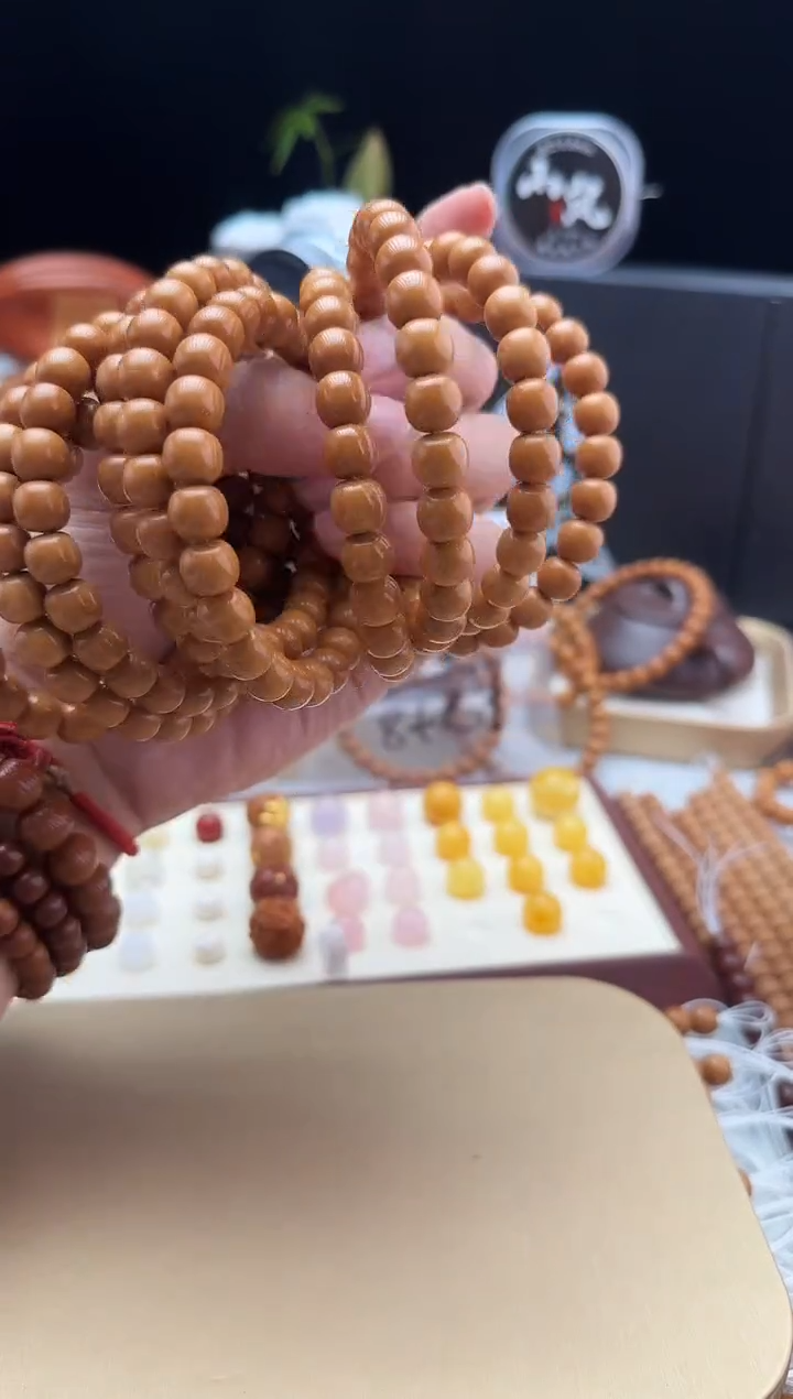 手串猴头核桃9加老型战斗瑕，个别黑点和封口线