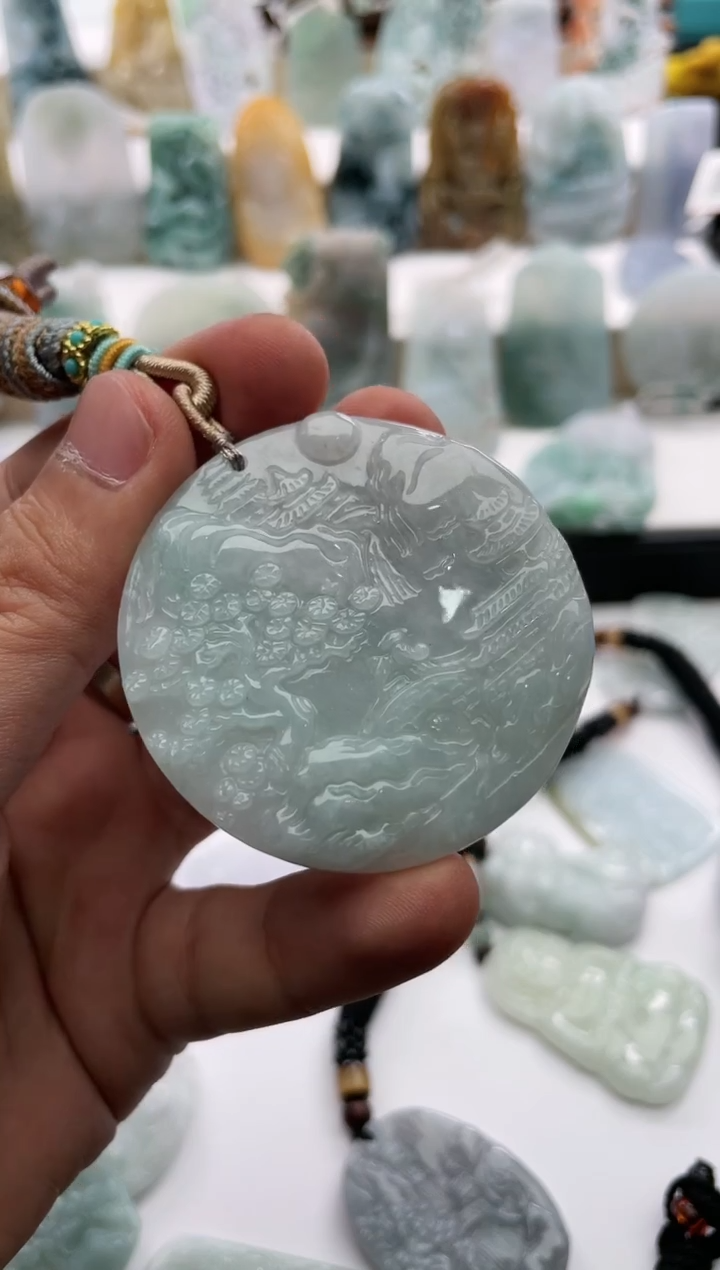 【闪购商品】翡翠颈饰未镶嵌..../1/15/179