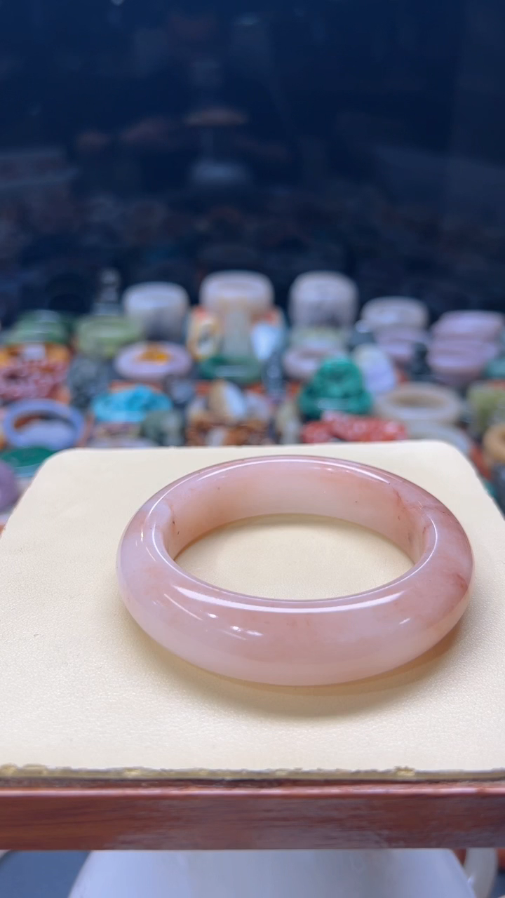 【闪购商品】石英质玉手镯未镶嵌209