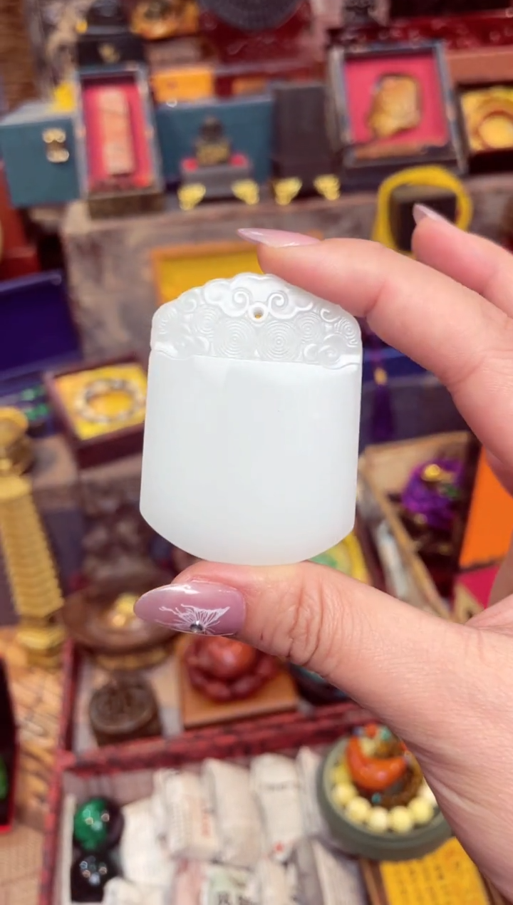 【闪购商品】和田玉吊坠未镶嵌            