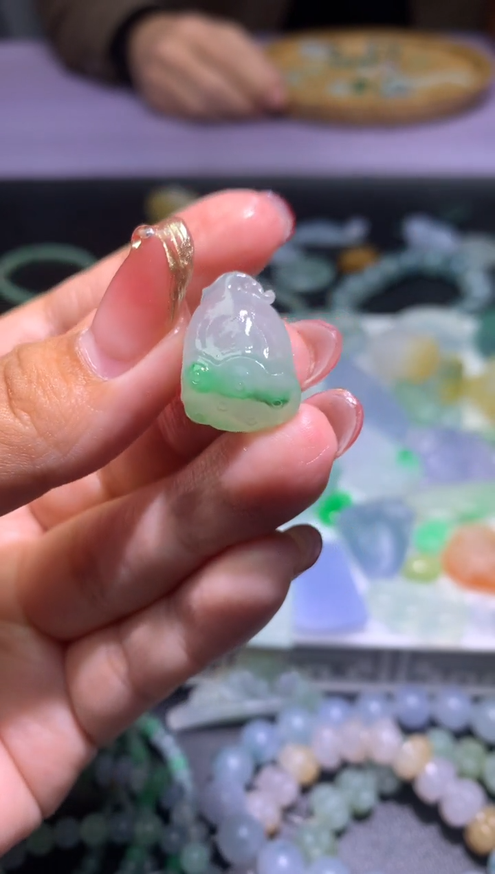 【闪购商品】定制翡翠未镶嵌毛货