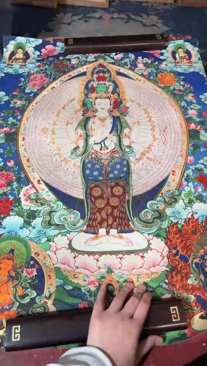 卷轴画龙妹的唐卡tk16