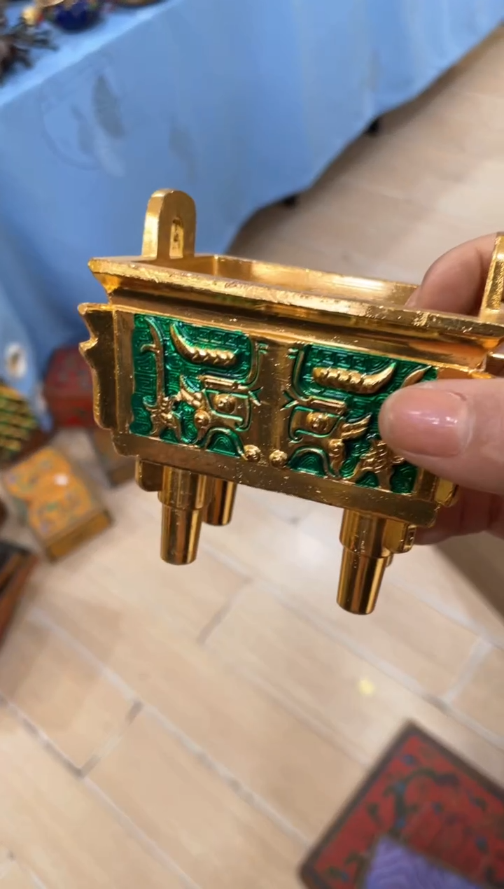 【闪购商品】摆件宫廷影视老旧工艺摆件