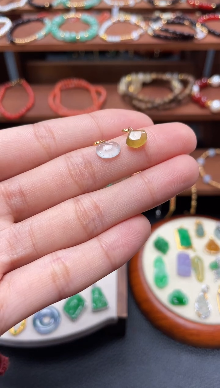 【闪购商品】翡翠吊坠(不含链)18K金镶嵌2个  JK413