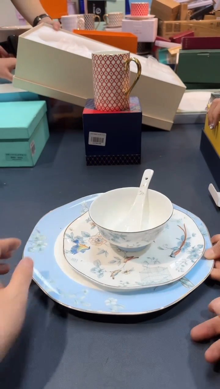 【闪购商品】碗HT196全场正品，京东包邮