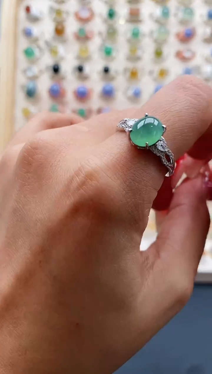 【闪购商品】翡翠戒指银S925镶嵌缅甸天然A货翡翠222 6+4