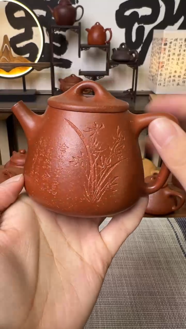 【闪购商品】段泥茶壶红降坡高石瓢壶兰花刻20CC-甘来兵