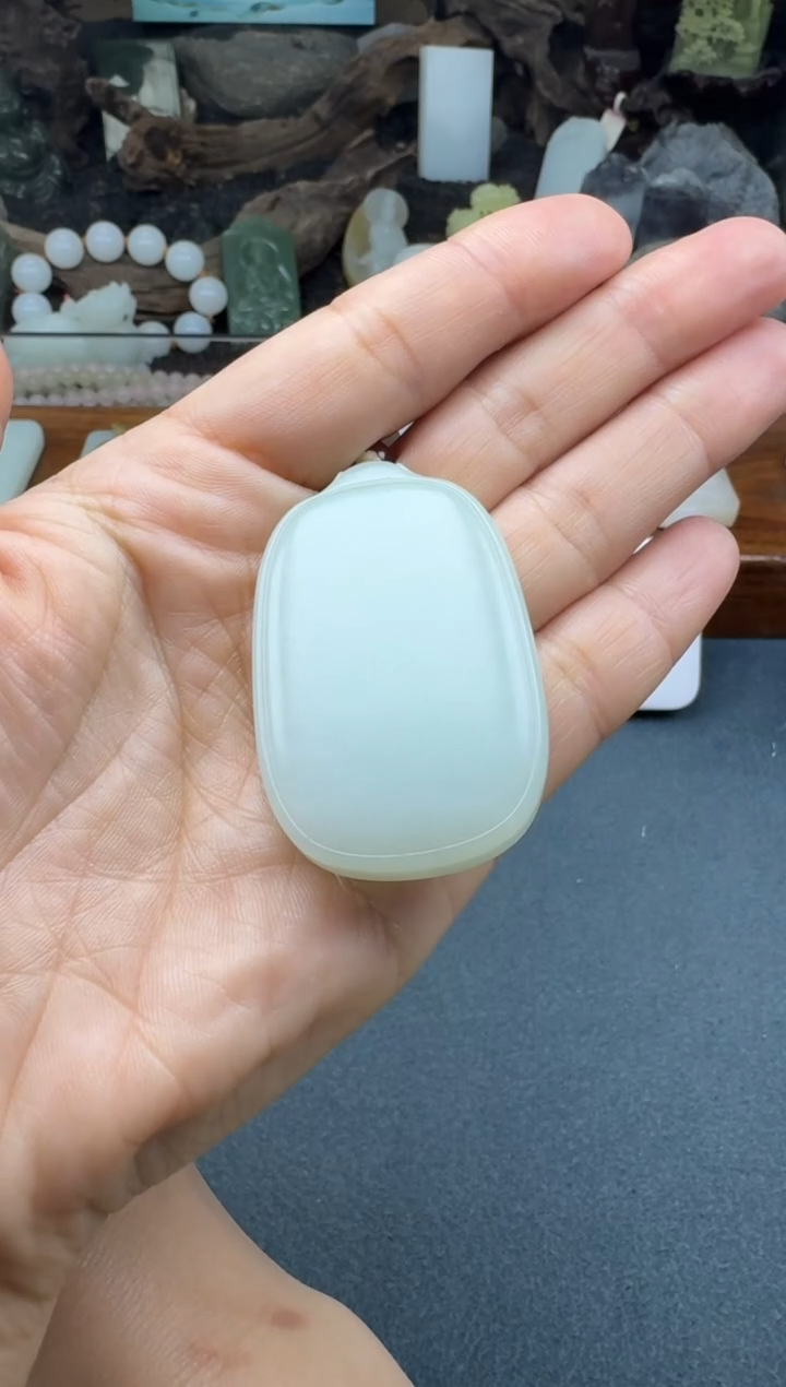 【闪购商品】和田玉未镶嵌颈饰多多