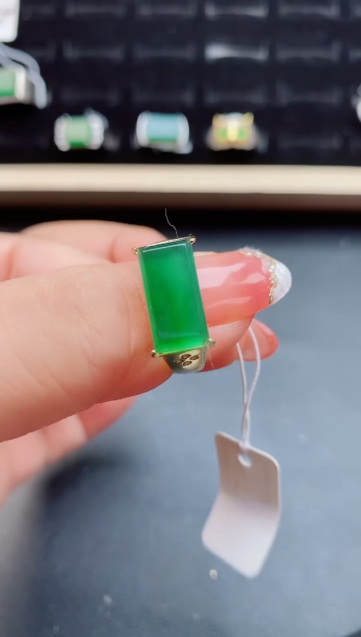 【闪购商品】翡翠戒指银S925镶嵌1211