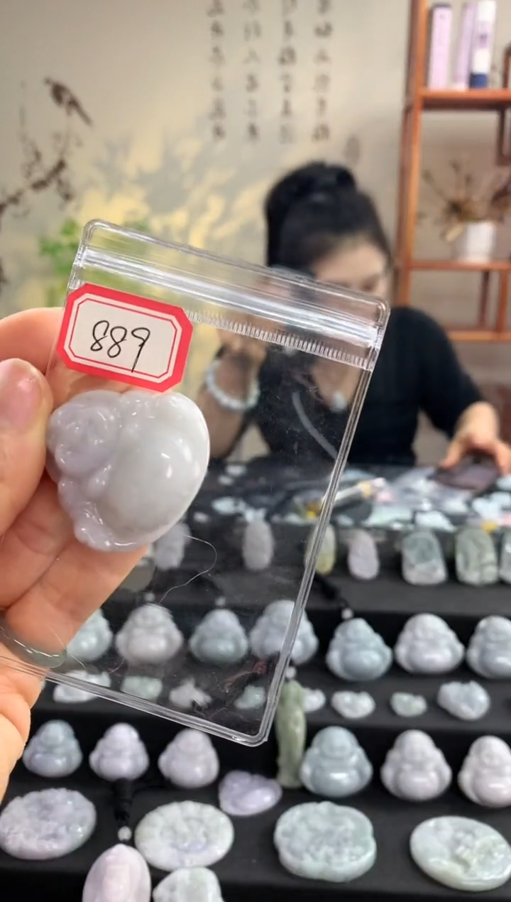 【闪购商品】翡翠颈饰未镶嵌佛公889