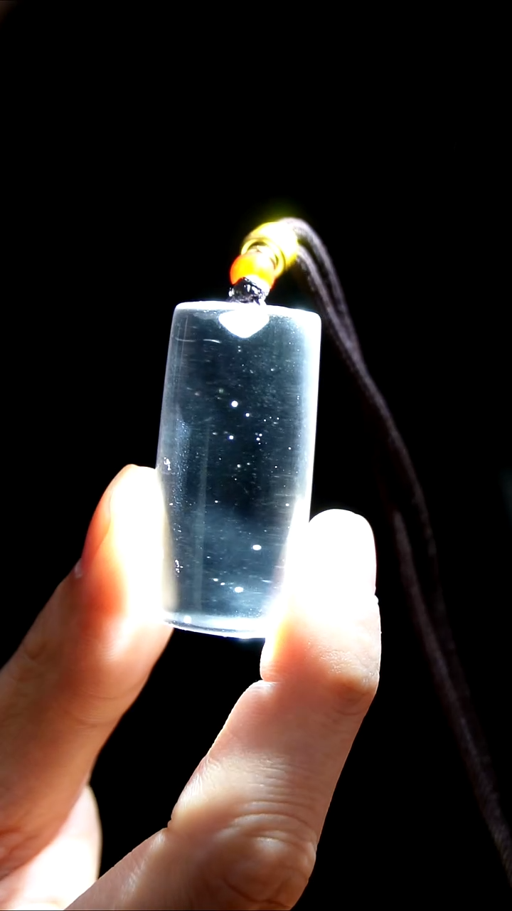 吊坠(赠链)未镶嵌水晶水晶