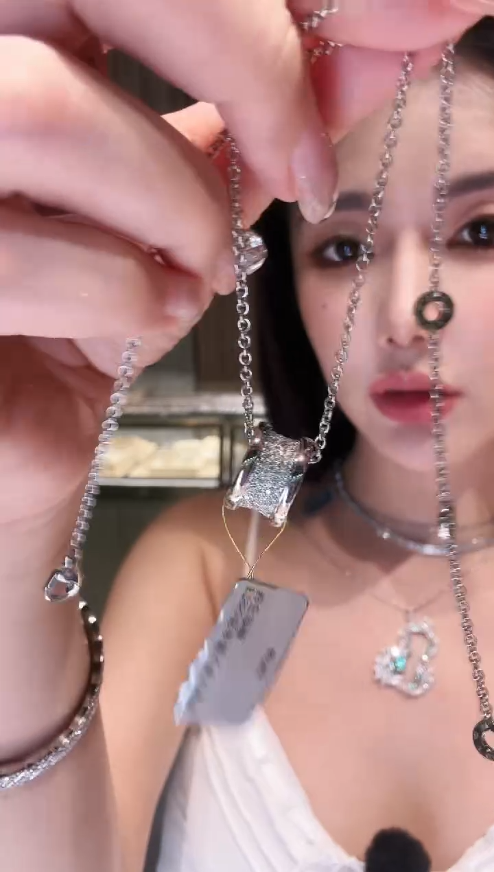 铂Pt950镶嵌项链钻石AY0307-PT-45