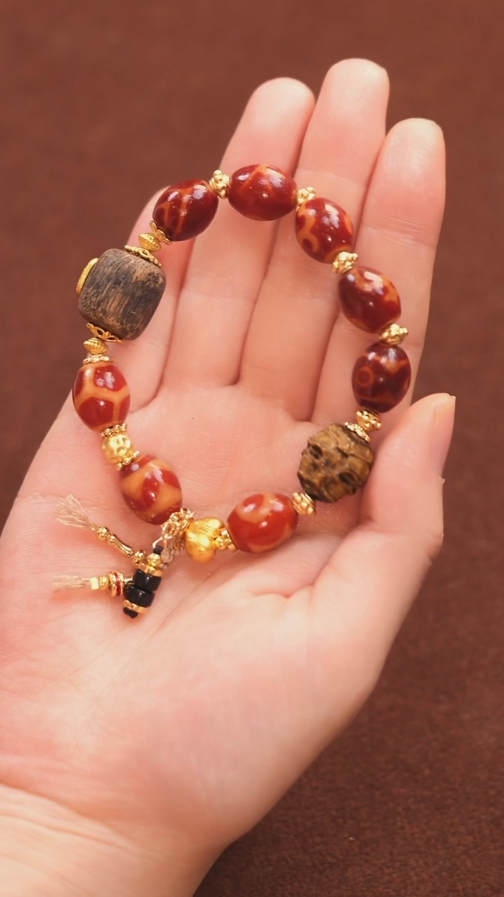 玛瑙/玉髓（覆膜）颈饰未镶嵌传世珠宝-多样性发其一