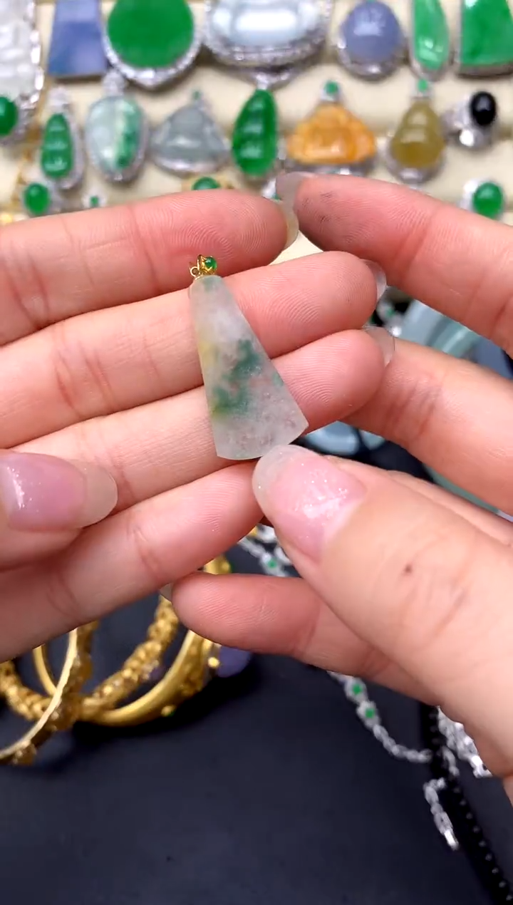 【闪购商品】翡翠颈饰18K金镶嵌24-中国好珍宝