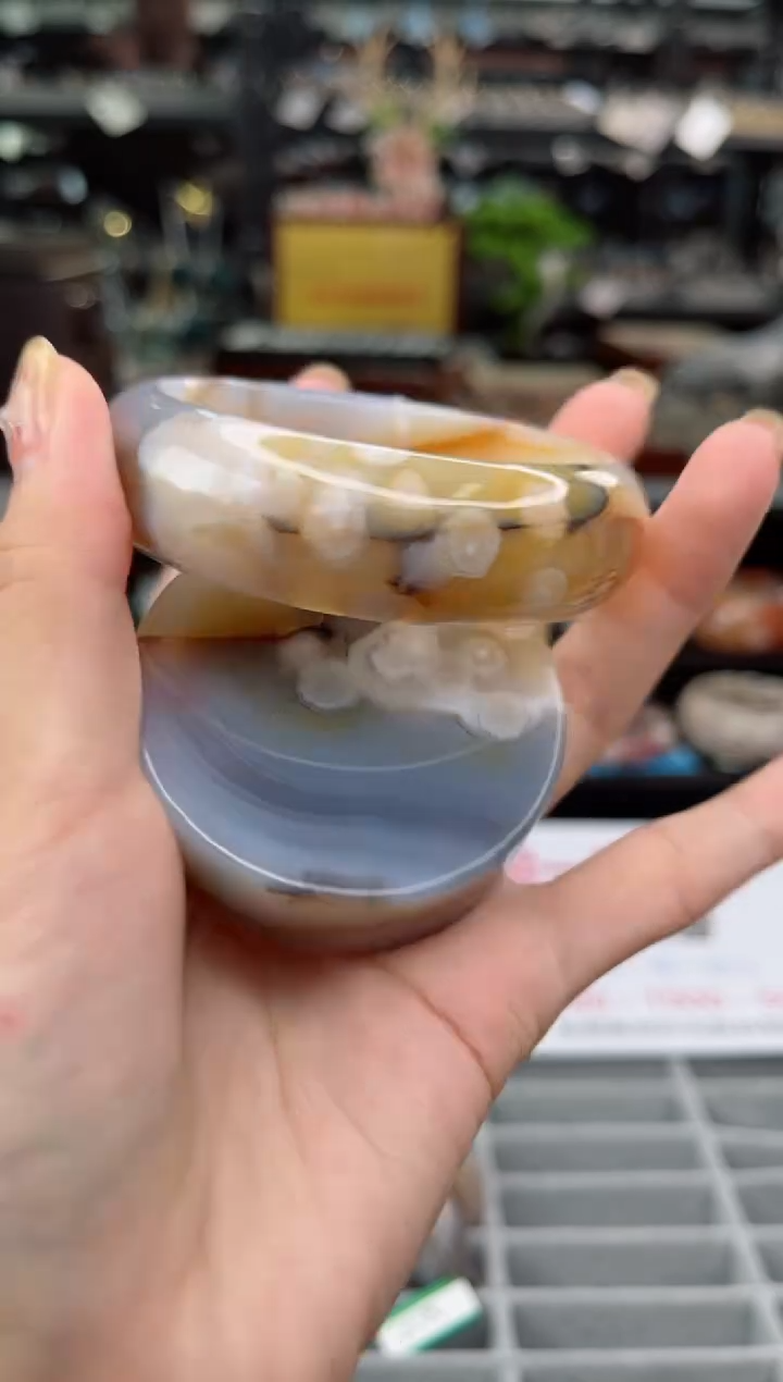 【闪购商品】石英质玉手镯未镶嵌57圈口（赠品镯心）1680880