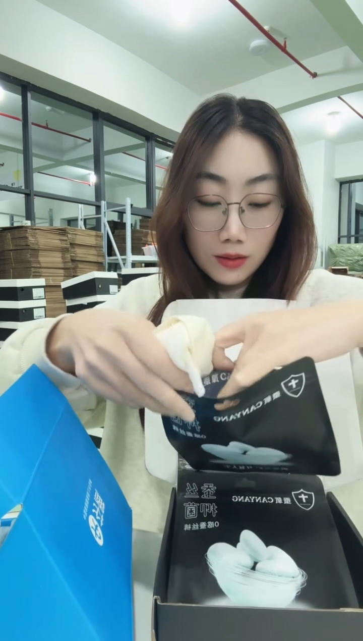 三醋酯纤维妮妮严选女内裤大码